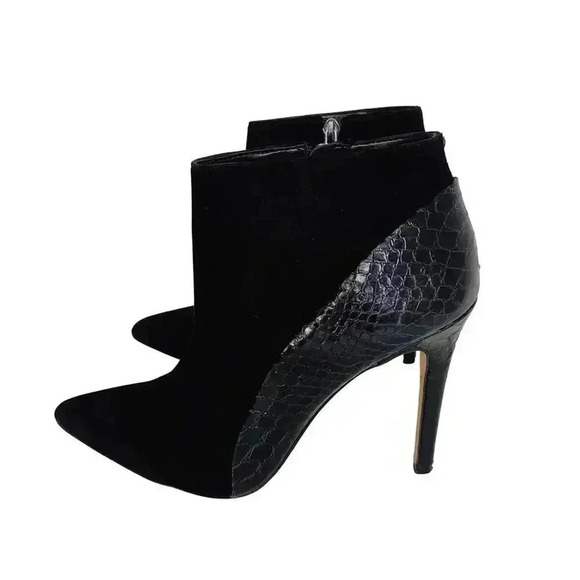 Vince Camuto Black Suede Snakeskin Leather Stiletto Booties Ankle Boots Size 7.5 - Picture 1 of 10